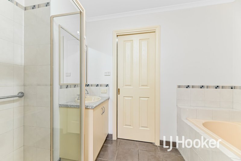 Photo - 2/36 Armadale Drive, Narre Warren VIC 3805 - Image 13