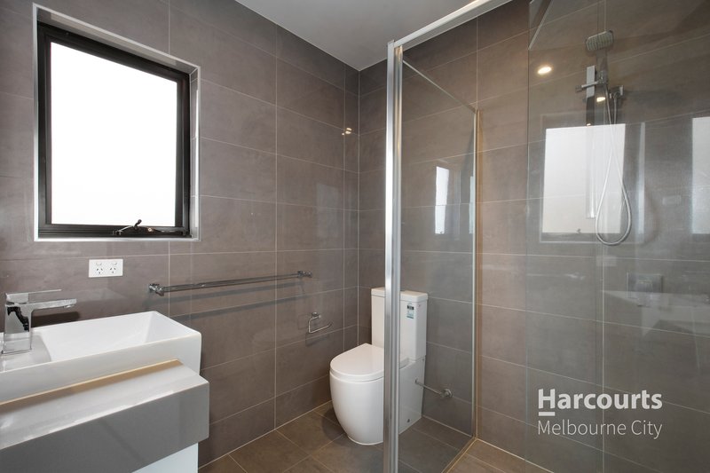 Photo - 2/36 Austin Crescent, Pascoe Vale VIC 3044 - Image 7