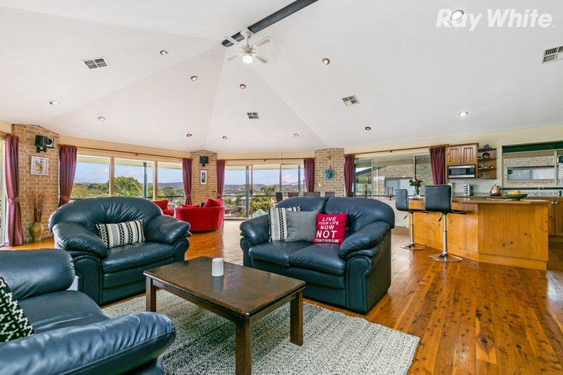 Photo - 236 Avoca Dr , Green Point NSW 2251 - Image 4