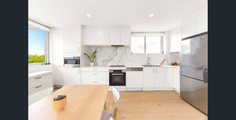 Photo - 2/36 Bennett Street, Bondi NSW 2026 - Image 3