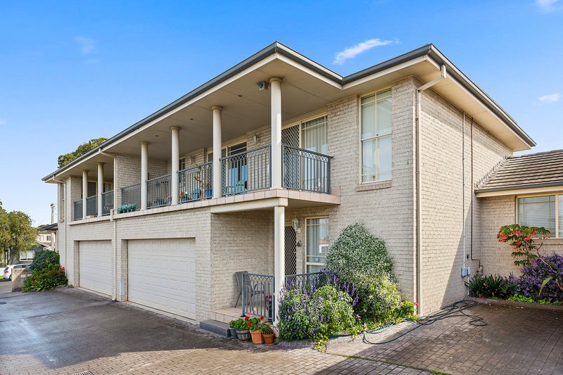 2/36 Bridge Street, Coniston NSW 2500