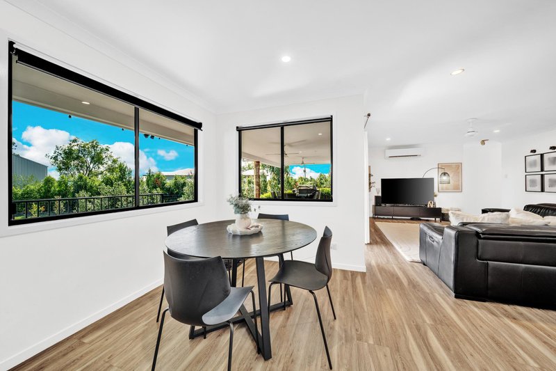 Photo - 236 Chudleigh Drive, Emerald QLD 4720 - Image 7