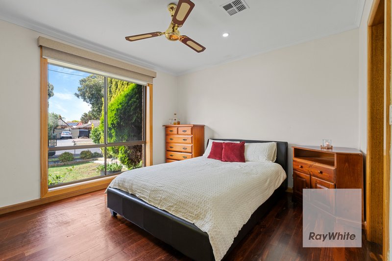 Photo - 236 Greenhills Road, Bundoora VIC 3083 - Image 10