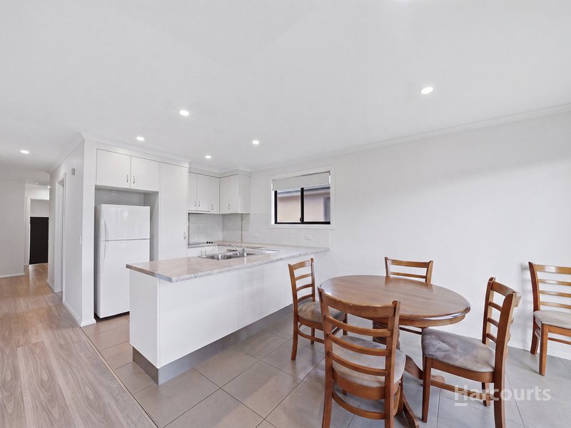 Photo - 2/36 Hance Road, Howrah TAS 7018 - Image 5