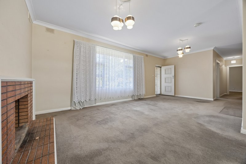 Photo - 236 Mannum Road, Murray Bridge SA 5253 - Image 3