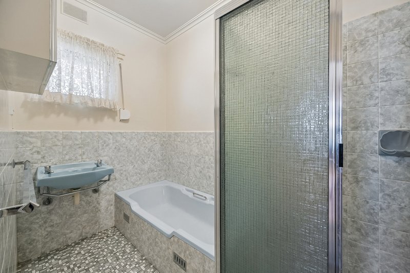 Photo - 236 Mannum Road, Murray Bridge SA 5253 - Image 12