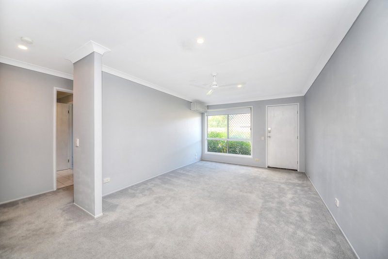 Photo - 2/36 Mojave Drive, Burleigh Waters QLD 4220 - Image 3