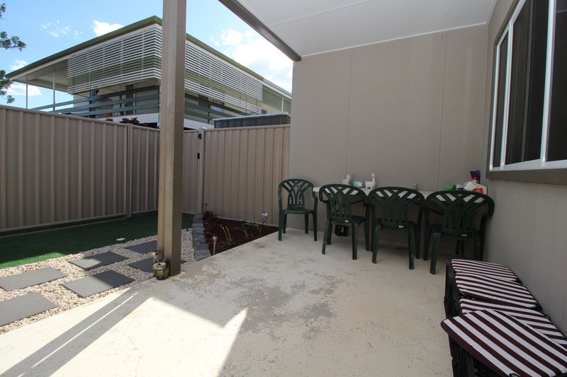 Photo - 2/36 Opal Street, Emerald QLD 4720 - Image 16