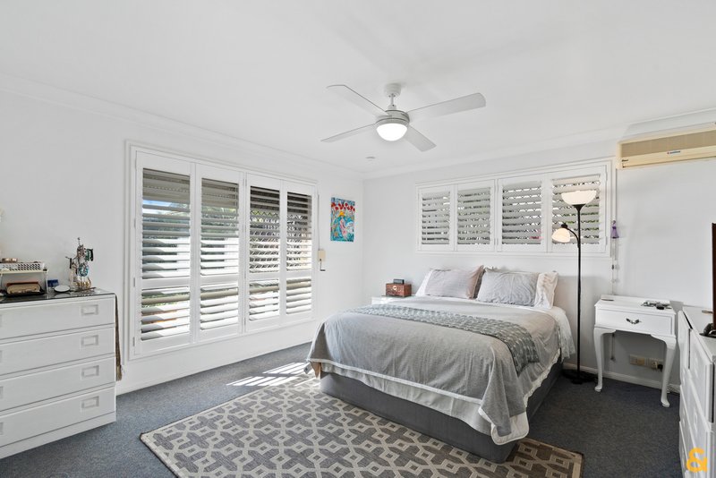 Photo - 236 Preston Road, Wynnum West QLD 4178 - Image 6