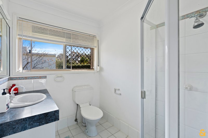 Photo - 236 Preston Road, Wynnum West QLD 4178 - Image 7