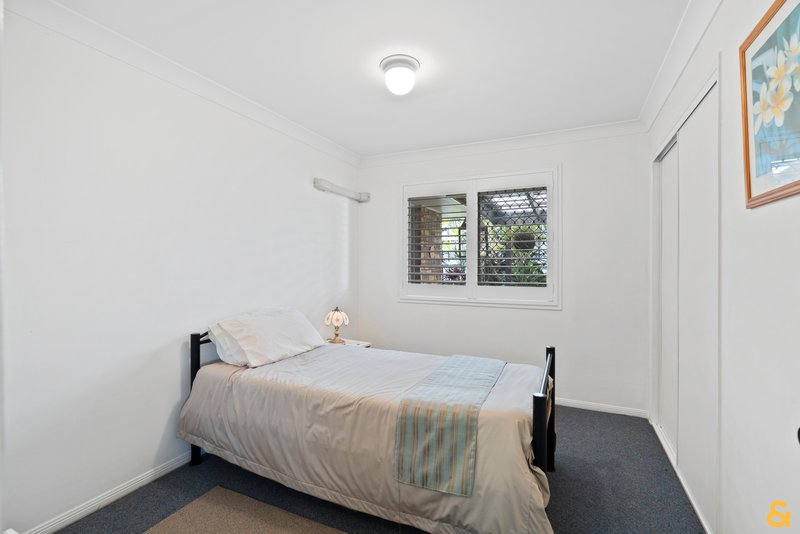 Photo - 236 Preston Road, Wynnum West QLD 4178 - Image 8