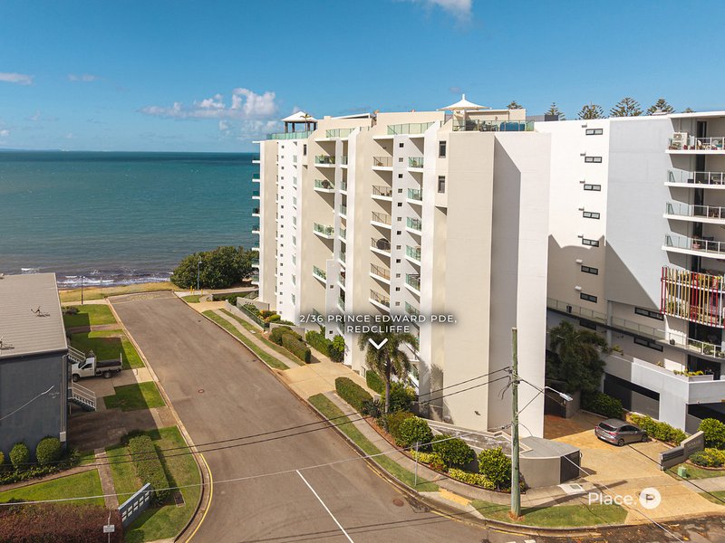 Photo - 2/36 Prince Edward Parade, Redcliffe QLD 4020 - Image 18