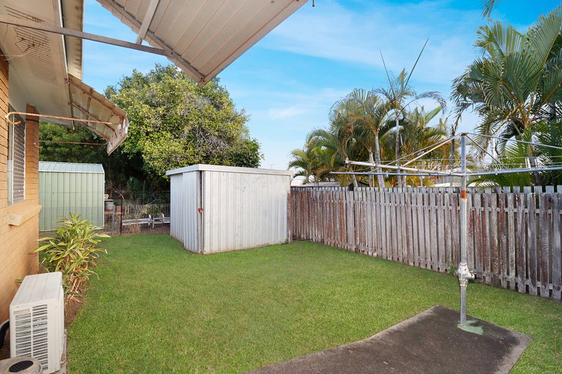 Photo - 2/36 Saunders Street, Point Vernon QLD 4655 - Image 9