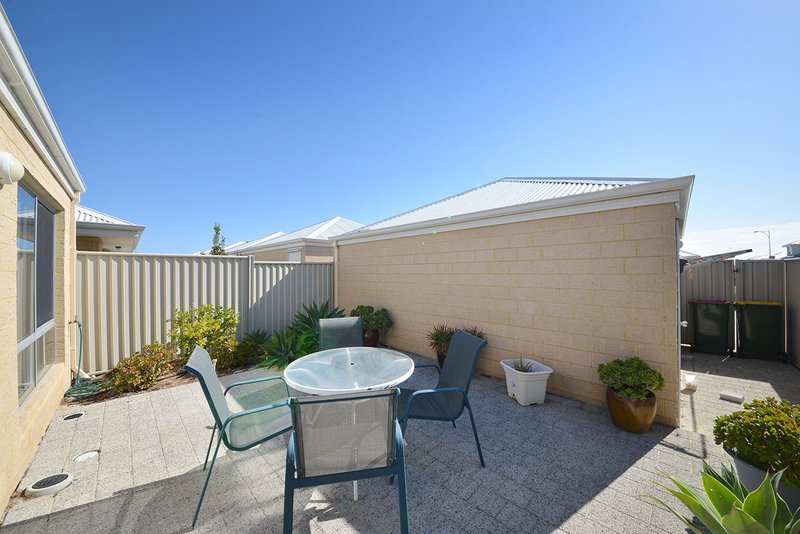 Photo - 236 Shorehaven Boulevard, Alkimos WA 6038 - Image 21