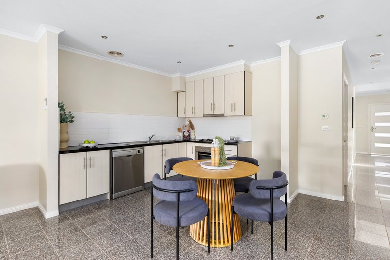 Photo - 2/36 Tyrrell Crescent, Fawkner VIC 3060 - Image 6