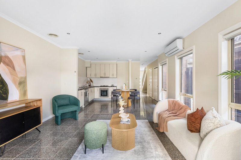 Photo - 2/36 Tyrrell Crescent, Fawkner VIC 3060 - Image 8