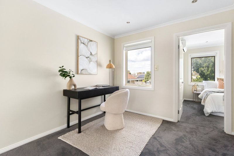 Photo - 2/36 Tyrrell Crescent, Fawkner VIC 3060 - Image 9