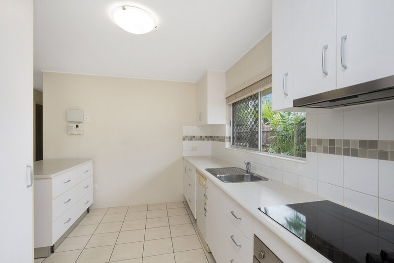 Photo - 2/36 Wareham Street, Aitkenvale QLD 4814 - Image 4