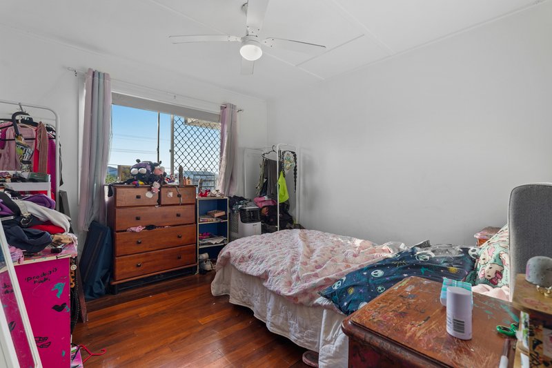 Photo - 236 Whitehill Road, Raceview QLD 4305 - Image 8