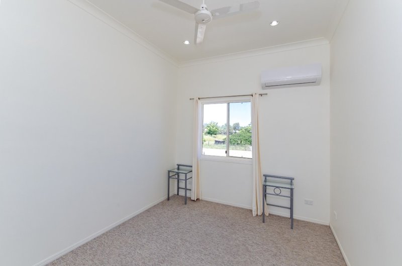 Photo - 2/36 Wood Street, Barney Point QLD 4680 - Image 8