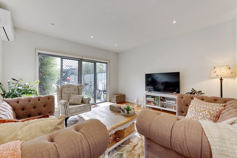 Photo - 23/60 Cradle Mountain Drive, Craigieburn VIC 3064 - Image 8