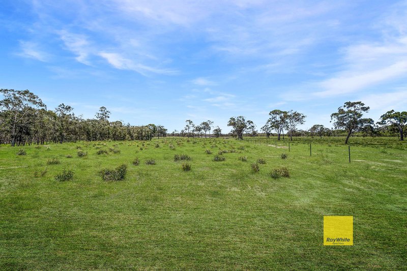 Photo - 2361 Round Hill Road, Round Hill QLD 4677 - Image 7