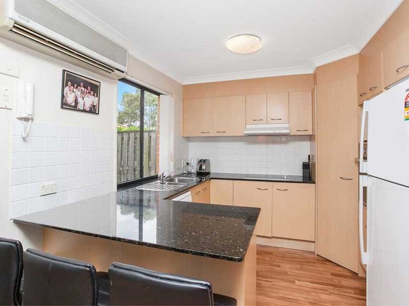 Photo - 23/64 Gilston Road, Nerang QLD 4211 - Image 3