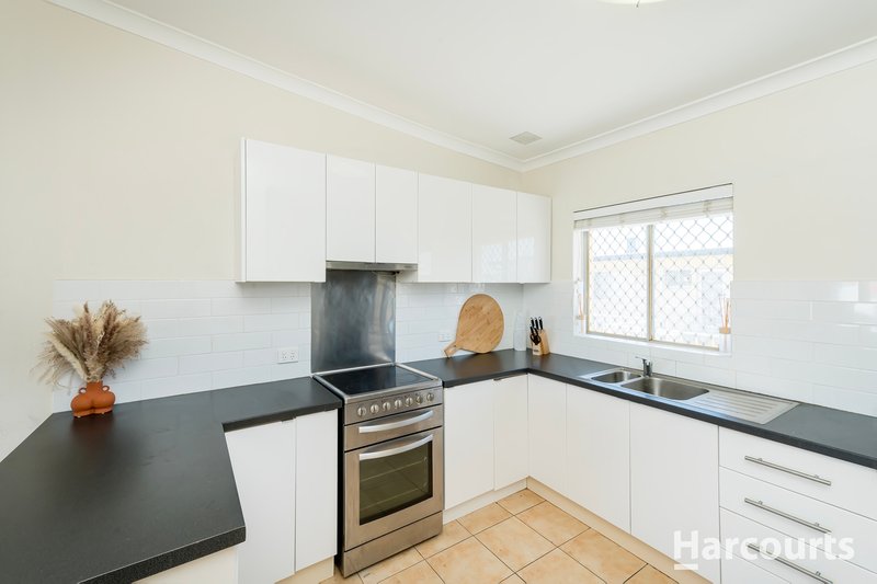 Photo - 23/64 Stanley Street, Scarborough WA 6019 - Image 2