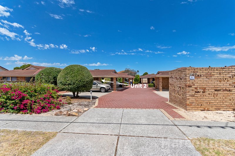 Photo - 2/367 Lennard Street, Dianella WA 6059 - Image 2