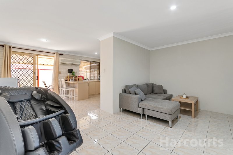 Photo - 2/367 Lennard Street, Dianella WA 6059 - Image 7