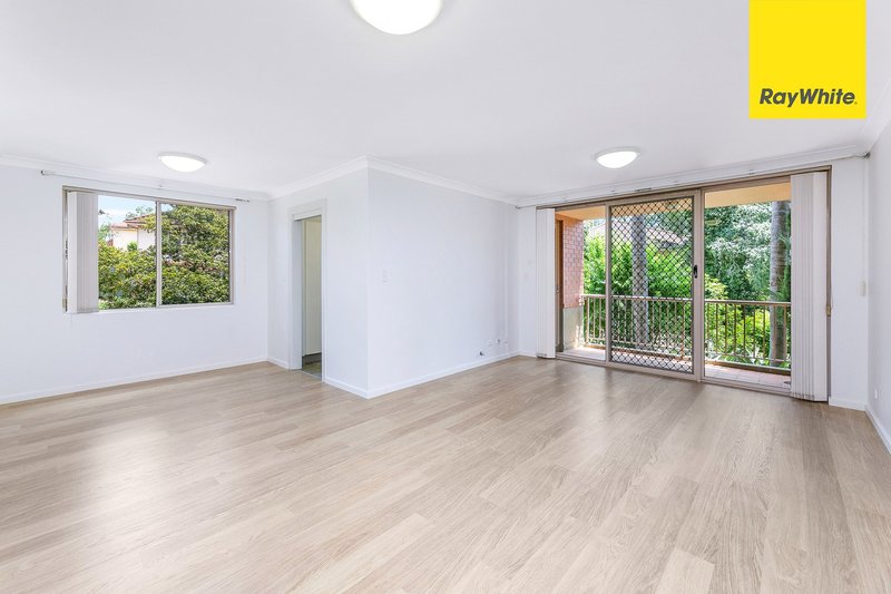 2/37-47 Lancaster Drive, Marsfield NSW 2122