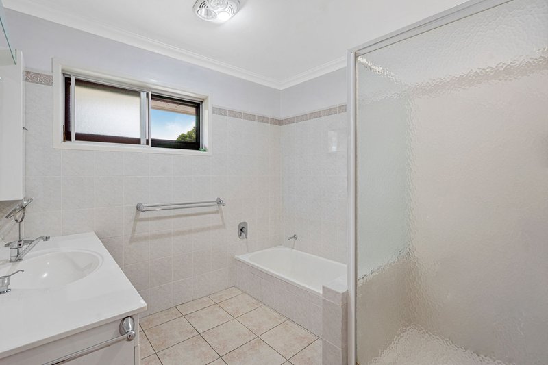Photo - 237 Appleby Road, Stafford Heights QLD 4053 - Image 11