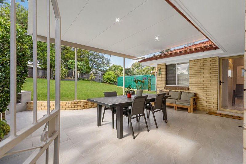 Photo - 237 Appleby Road, Stafford Heights QLD 4053 - Image 17