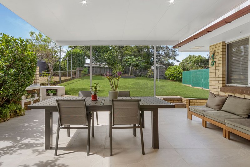 Photo - 237 Appleby Road, Stafford Heights QLD 4053 - Image 18