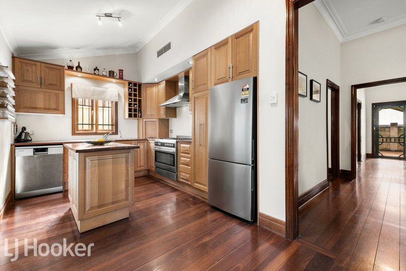 Photo - 237 Berwick Street, Victoria Park WA 6100 - Image 12