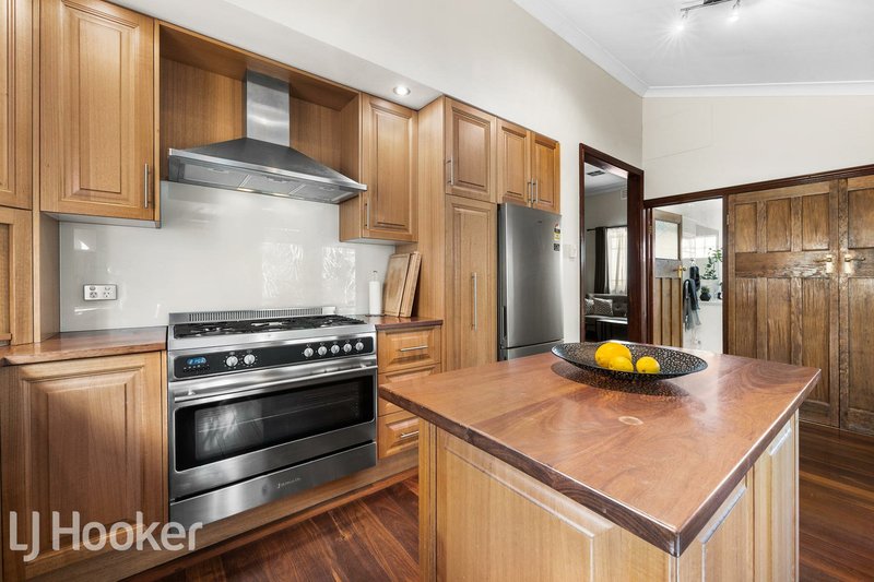 Photo - 237 Berwick Street, Victoria Park WA 6100 - Image 14