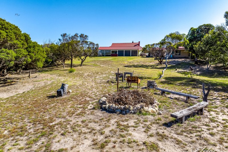 Photo - 237 Bongalong Road, Hindmarsh Island SA 5214 - Image 35