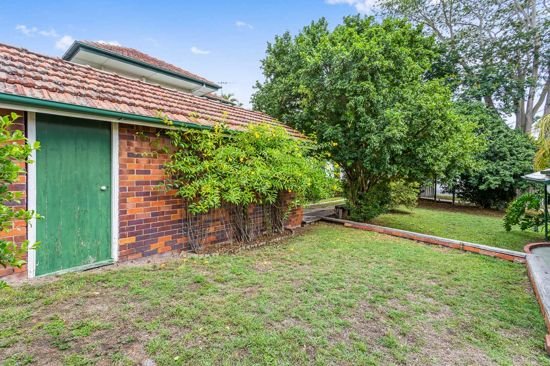 Photo - 237 Buckland Road, Nundah QLD 4012 - Image 11