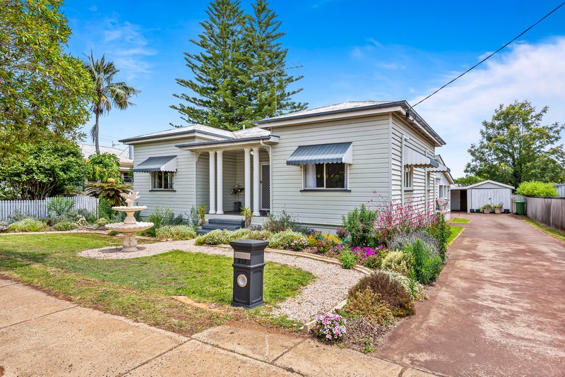 237 Campbell Street, Newtown QLD 4350