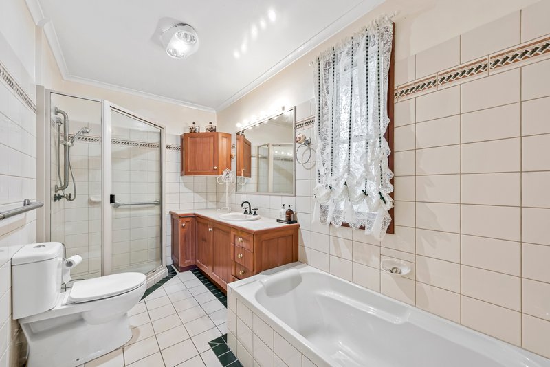 Photo - 237 Campbell Street, Newtown QLD 4350 - Image 7