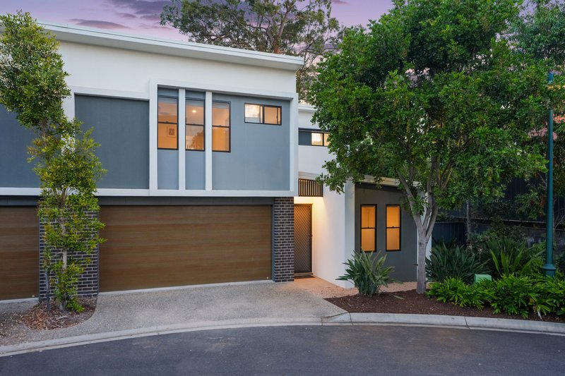 Photo - 23/7 Delonix Place, Eight Mile Plains QLD 4113 - Image 1