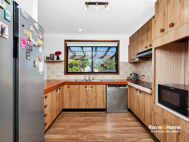 Photo - 237 Eagleview Road, Minto NSW 2566 - Image 7