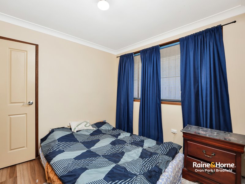 Photo - 237 Eagleview Road, Minto NSW 2566 - Image 10