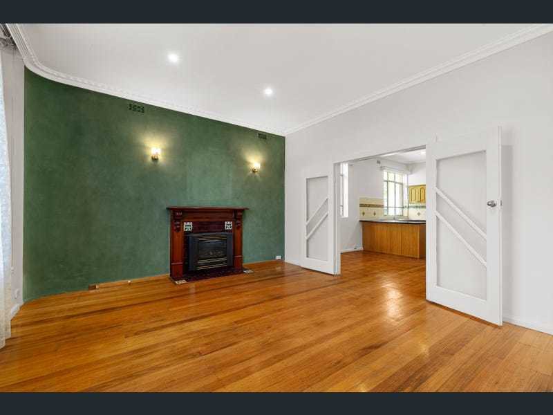 Photo - 237 Greensborough Road, Macleod VIC 3085 - Image 2