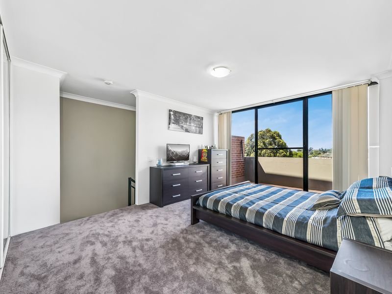 Photo - 23/7 Kitchener Avenue, Regents Park NSW 2143 - Image 8