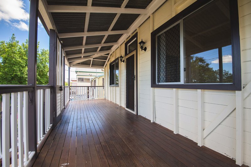 Photo - 237 Murray Street, Rockhampton City QLD 4700 - Image 3