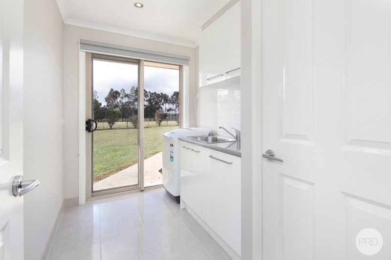 Photo - 237 Racecourse Road, Haddon VIC 3351 - Image 17