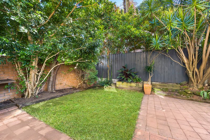 Photo - 2/37 Raymond Road, Neutral Bay NSW 2089 - Image 3