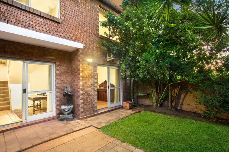 Photo - 2/37 Raymond Road, Neutral Bay NSW 2089 - Image 10