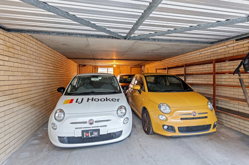 Photo - 2/37 Rode Road, Wavell Heights QLD 4012 - Image 12